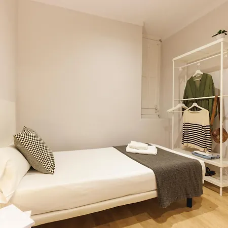 Bravissimo Mora 4 Apartment *