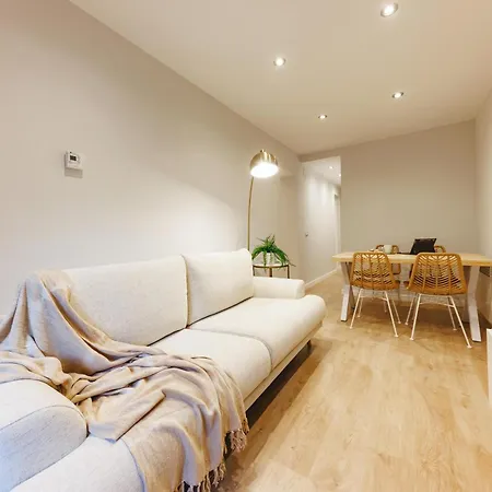 Bravissimo Mora 4 Apartment