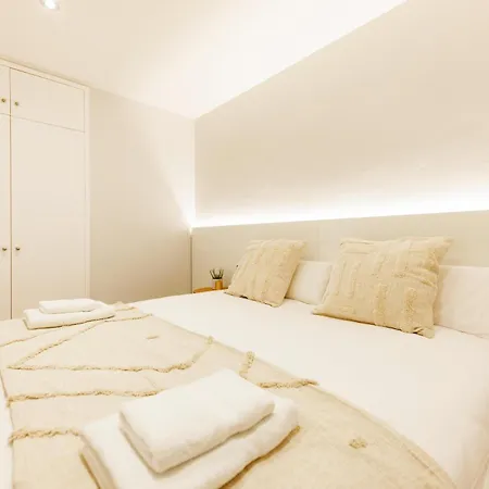 Bravissimo Mora 4 Apartment *